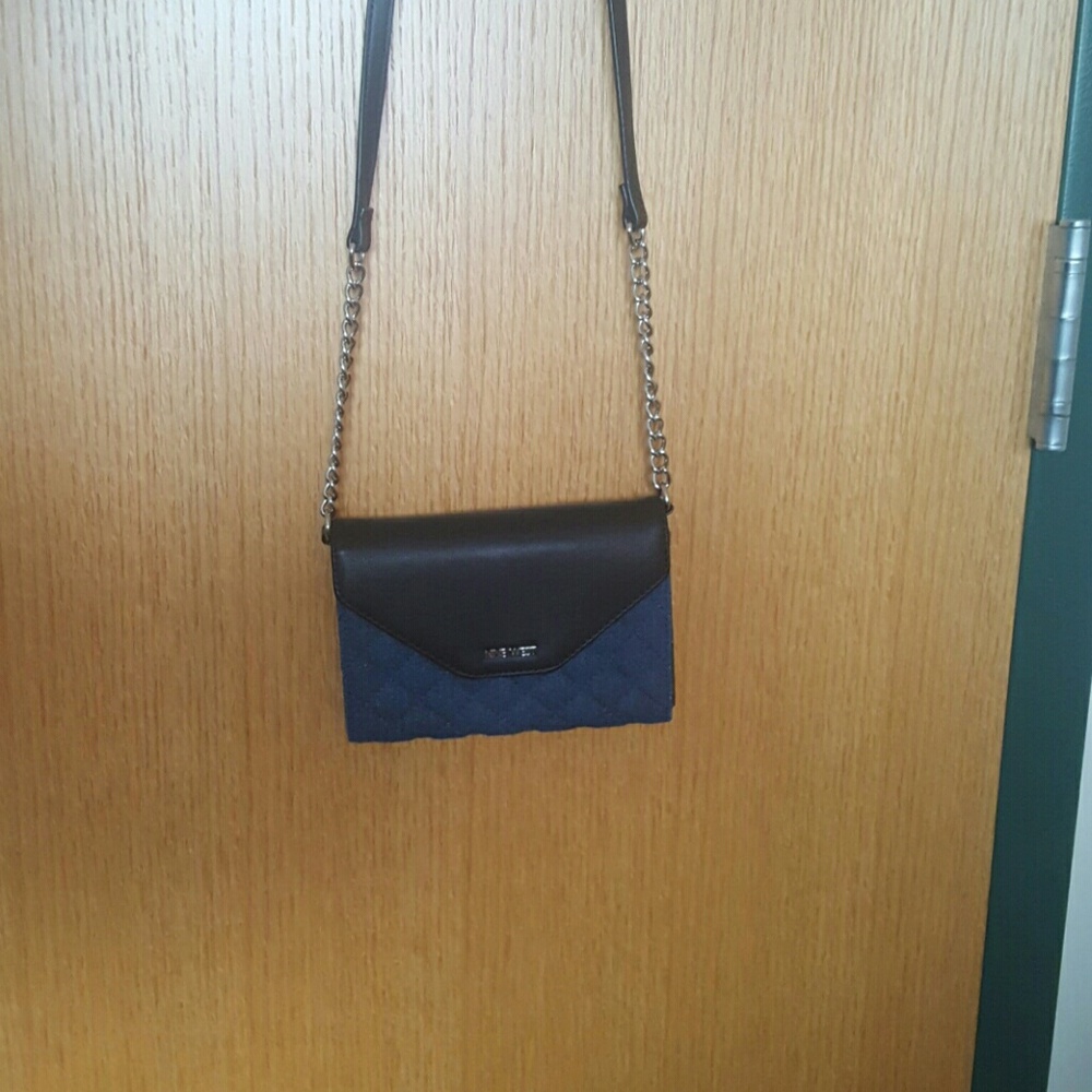 Nine West crossbody/ detachable clutch